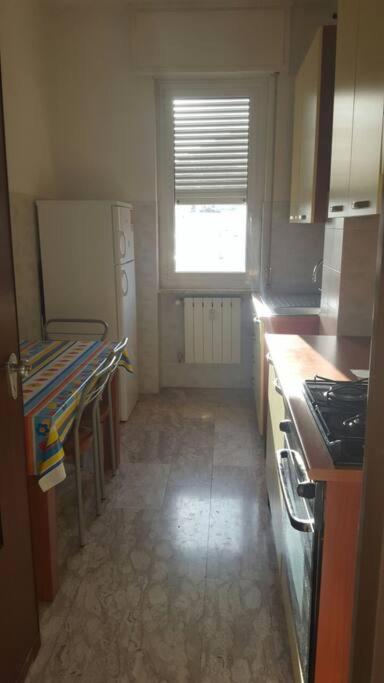 Albenga Sul Mare Famiglie Ed Amici Fino 10 Posti Exterior foto