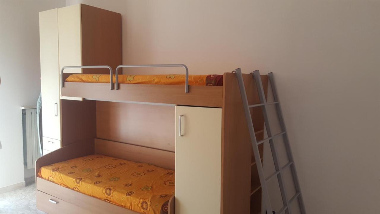 Albenga Sul Mare Famiglie Ed Amici Fino 10 Posti Exterior foto